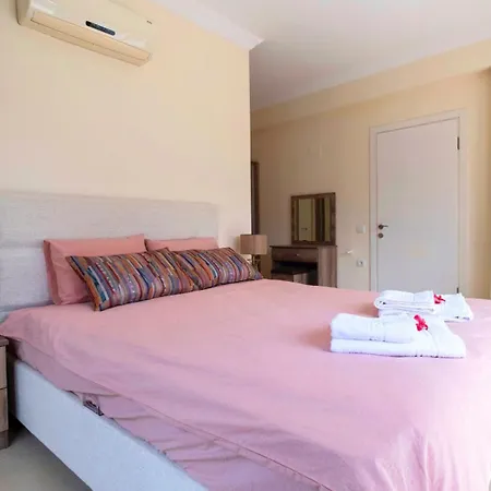 Oludeniz, Fethiye Luxurious And Peaceful With Children Pool * Oludeniz